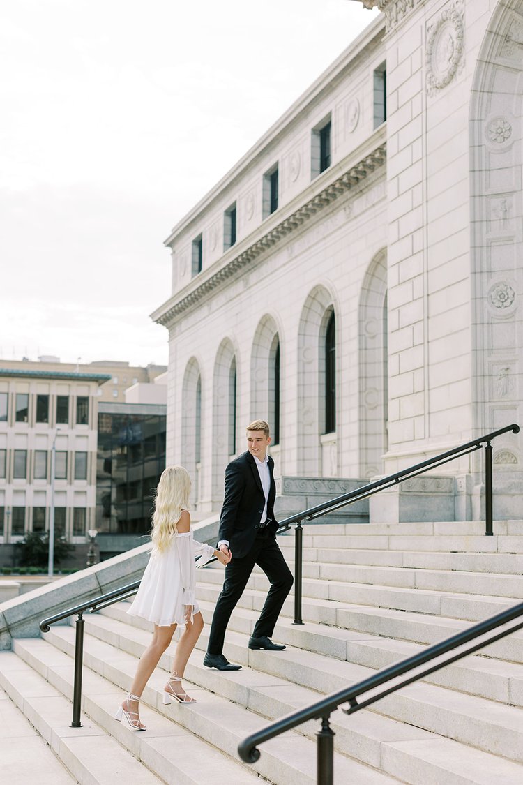 St. Louis Public Library Engagement Session - Kiley Ann Photography.jpg